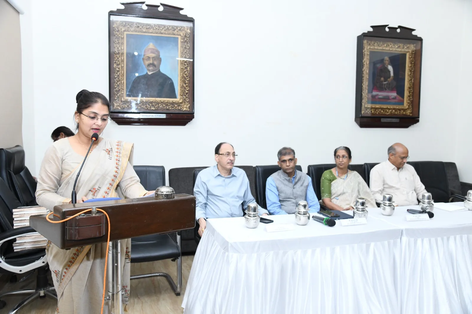AEDP कार्यशाळा SNDT